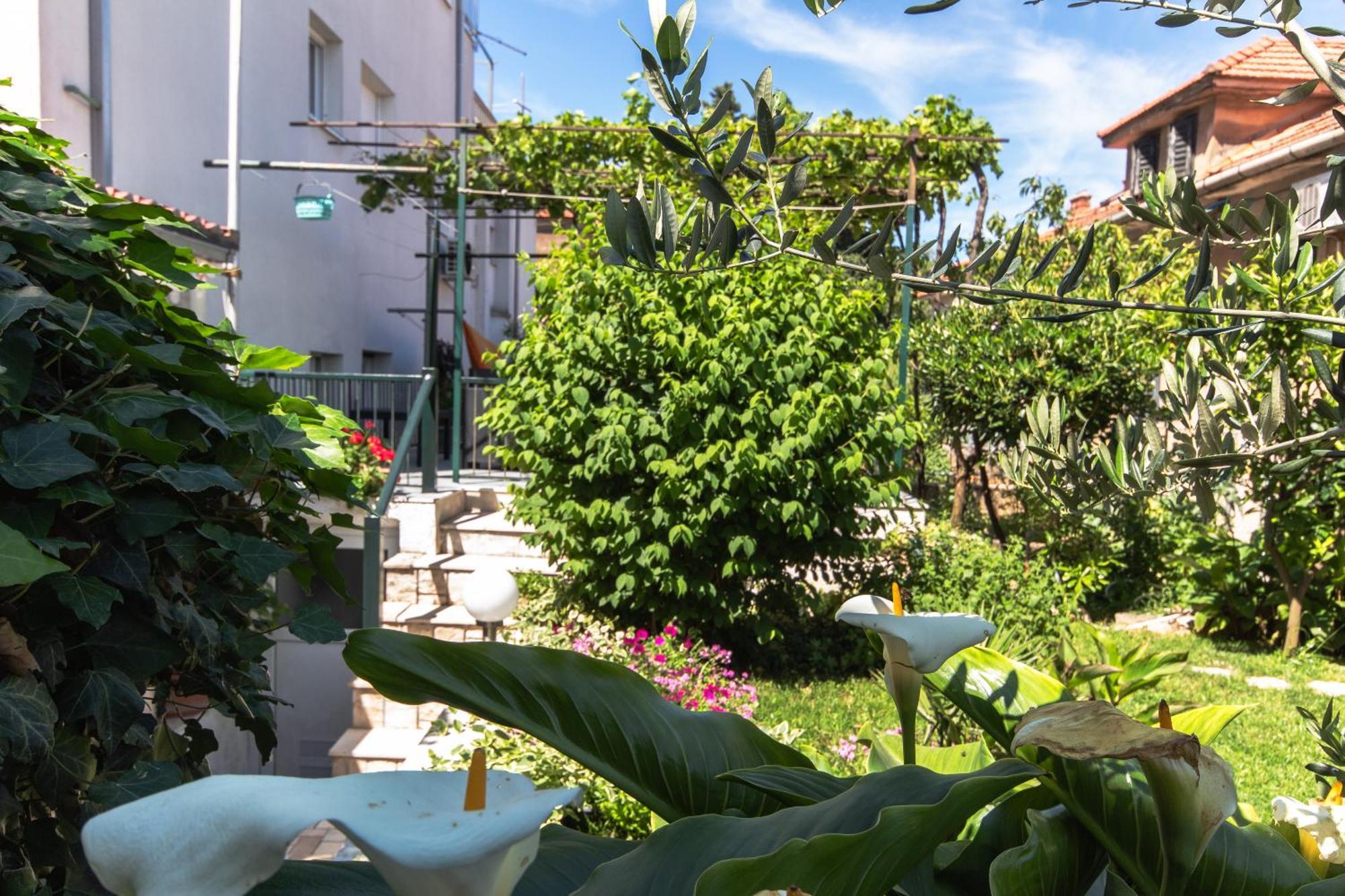 Marjan Hill 3-Br Apt,5 Guests Private Garden Near Beach Split Zewnętrze zdjęcie